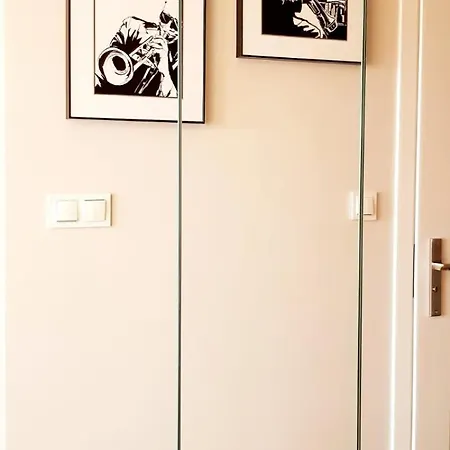 Homecomfort Jana Kazimierza Apartment Warsaw